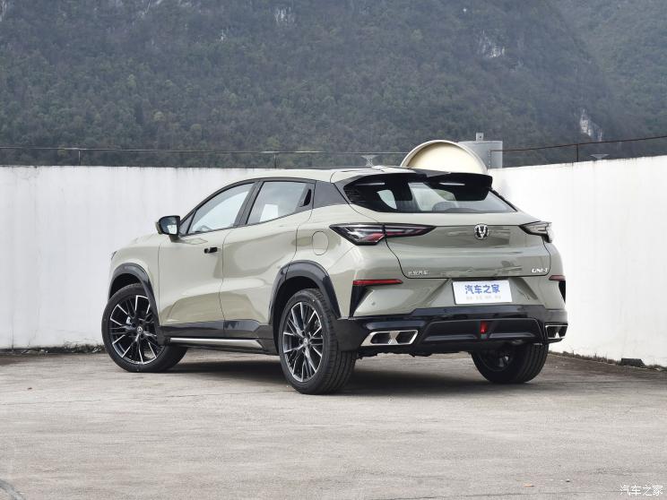 长安汽车 长安UNI-T 2023款 1.5T 尊贵型 长安汽车 长安UNI-T 2023款 1.5T 尊贵型