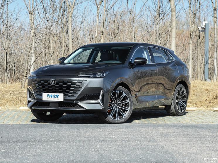 长安汽车 长安UNI-K 智电iDD 2023款 智电iDD 1.5T 135km智领型 长安汽车 长安UNI-K 智电iDD 2023款 智电iDD 1.5T 135km智领型