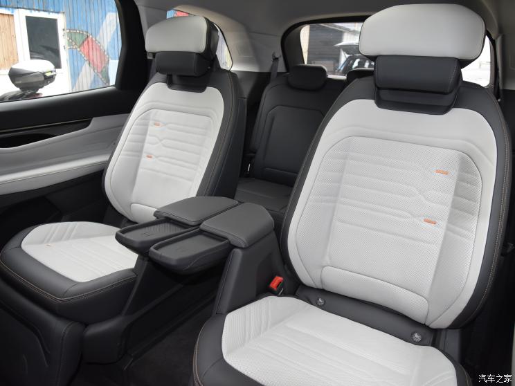 长安福特 锐界 2023款 锐界L 2.0T 基本型 长安福特 锐界 2023款 锐界L 2.0T 基本型