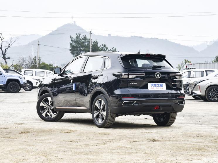 长安汽车 长安CS55PLUS 2022款 第二代 1.5T DCT尊贵型 长安汽车 长安CS55PLUS 2022款 第二代 1.5T DCT尊贵型