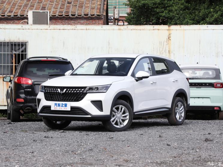 上汽通用五菱 五菱星驰 2022款 1.5L CVT畅玩型 上汽通用五菱 五菱星驰 2022款 1.5L CVT畅玩型