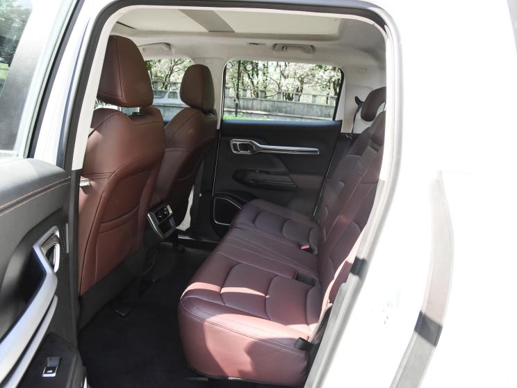 雷达汽车 雷达RD6 2023款 550km 创客版 雷达汽车 雷达RD6 2023款 550km 创客版