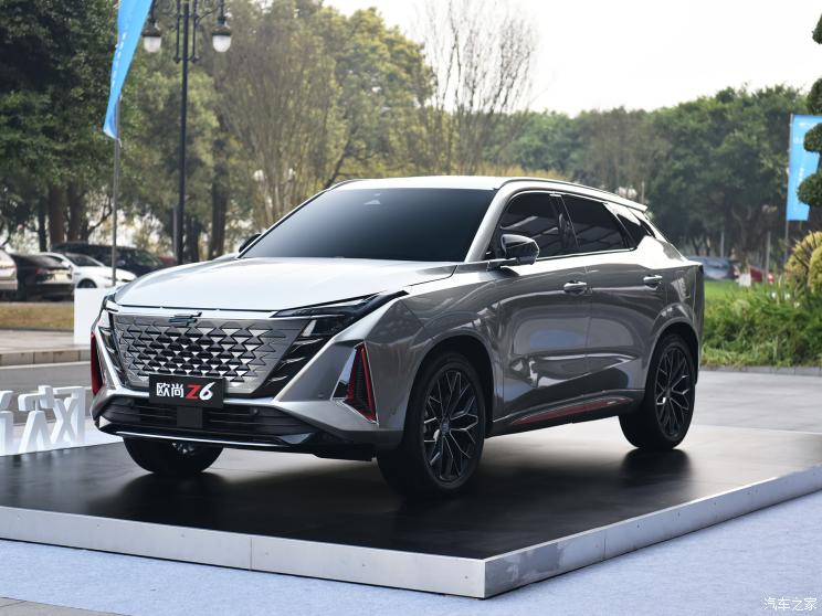 长安汽车 长安欧尚Z6 2022款 2.0T 自动基本型 长安汽车 长安欧尚Z6 2022款 2.0T 自动基本型