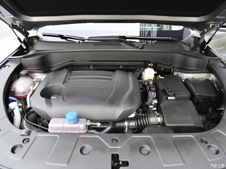 长安汽车 长安欧尚Z6 2022款 2.0T 自动基本型 长安汽车 长安欧尚Z6 2022款 2.0T 自动基本型