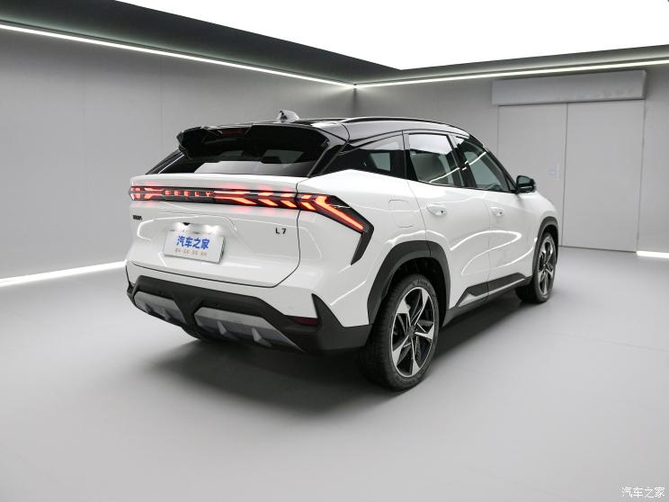 吉利汽车 银河L7 2023款 插混 基本型 吉利汽车 银河L7 2023款 插混 基本型