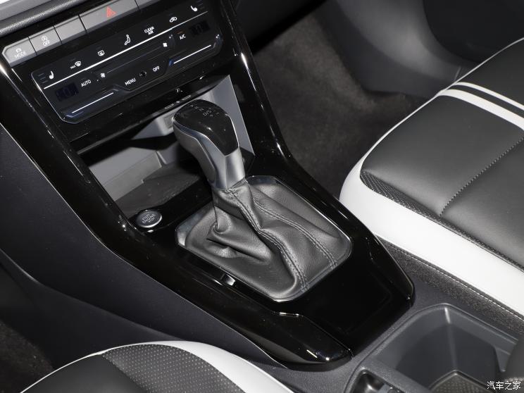 一汽-大众 T-ROC探歌 2023款 300TSI DSG两驱R-Line Pro 一汽-大众 T-ROC探歌 2023款 300TSI DSG两驱R-Line Pro