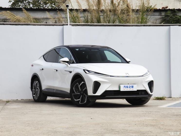 飞凡汽车 飞凡R7 2023款 长续屏霸Pro版 飞凡汽车 飞凡R7 2023款 长续屏霸Pro版