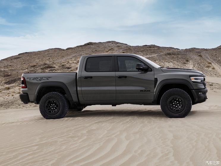 道奇(进口) RAM Trucks 2023款 1500 TRX Lunar Edition