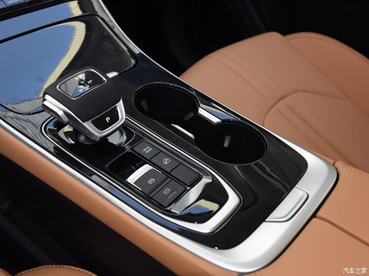 东风风行 风行T5 EVO 2024款 狂飚版 1.5TD DCT马赫钻石款 东风风行 风行T5 EVO 2024款 狂飚版 1.5TD DCT马赫钻石款