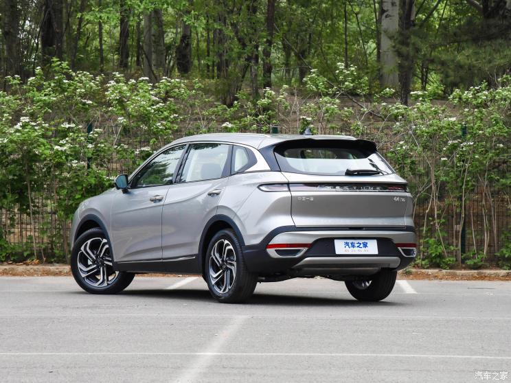 一汽奔腾 奔腾T90 2023款 2.0T 自动高配版 一汽奔腾 奔腾T90 2023款 2.0T 自动高配版