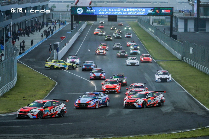 TCR China分站赛第五场，东风本田车队包揽数冠！