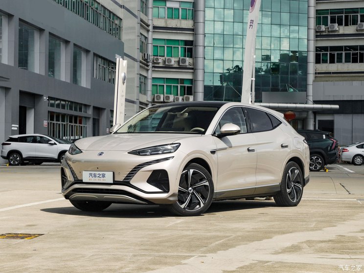 腾势汽车 腾势N7 2023款 长续航性能版 腾势汽车 腾势N7 2023款 长续航性能版