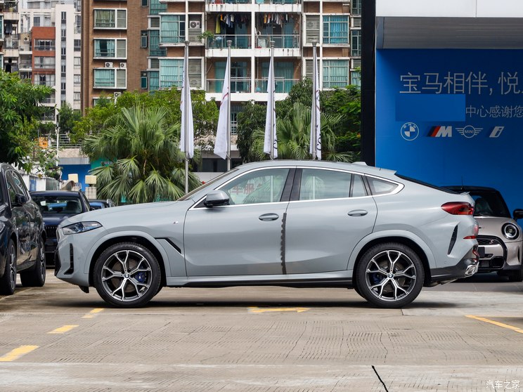 宝马(进口) 宝马X6 2023款 xDrive40i 尊享型 M运动套装 宝马(进口) 宝马X6 2023款 xDrive40i 尊享型 M运动套装