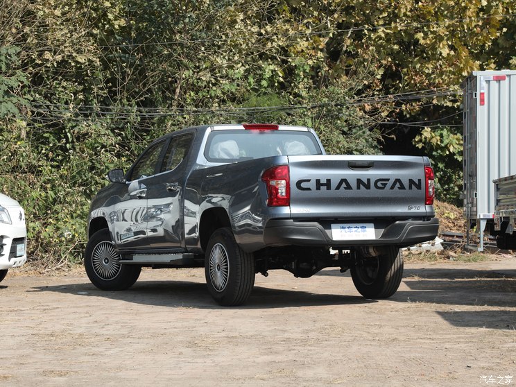 长安凯程 长安凯程F70 2023款 蓝鲸版 2.0T汽油自动两驱创富型长轴 长安凯程 长安凯程F70 2023款 蓝鲸版 2.0T汽油自动两驱创富型长轴