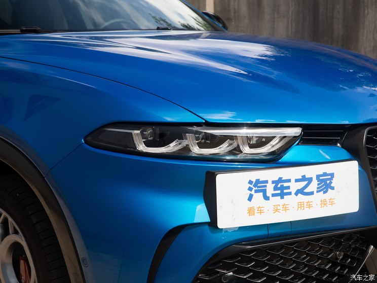 阿尔法・罗密欧 Tonale托纳利 2023款 基本型 阿尔法・罗密欧 Tonale托纳利 2023款 基本型