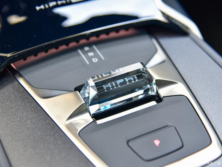 华人运通 高合HiPhi Z 2023款 四座版 华人运通 高合HiPhi Z 2023款 四座版