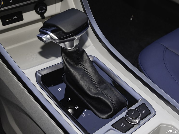 奇瑞汽车 瑞虎3x 2023款 1.5L CVT时尚版 奇瑞汽车 瑞虎3x 2023款 1.5L CVT时尚版