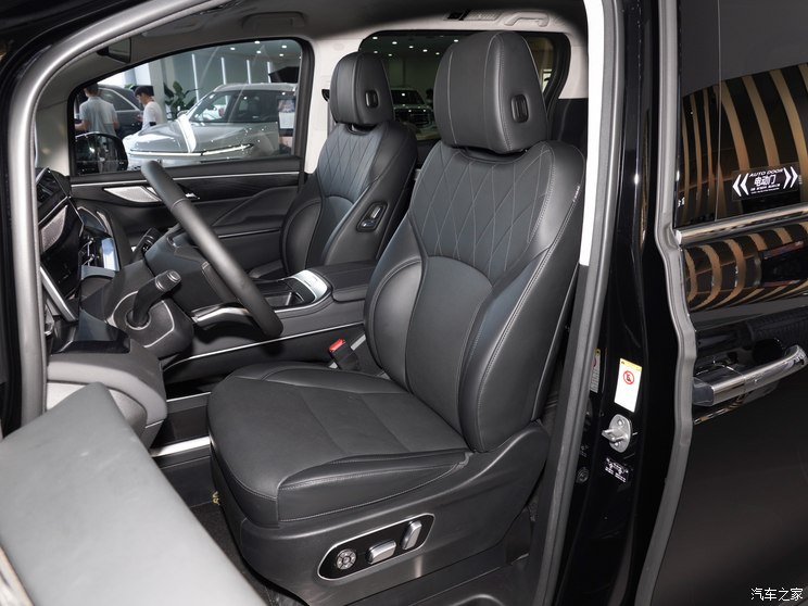 长城汽车 高山DHT-PHEV 2023款 高配型 长城汽车 高山DHT-PHEV 2023款 高配型