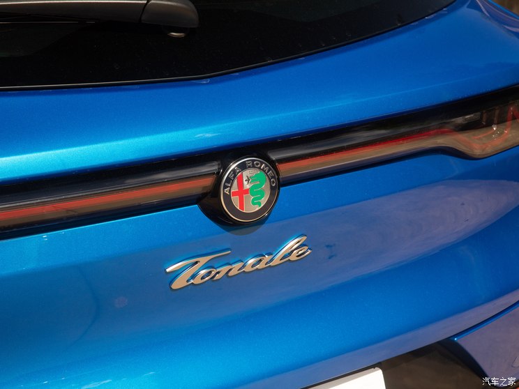 阿尔法・罗密欧 Tonale托纳利 2023款 基本型 阿尔法・罗密欧 Tonale托纳利 2023款 基本型