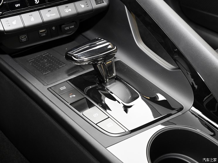 北京现代 伊兰特 2023款 240TGDi DCT N Line TOP旗舰版 北京现代 伊兰特 2023款 240TGDi DCT N Line TOP旗舰版