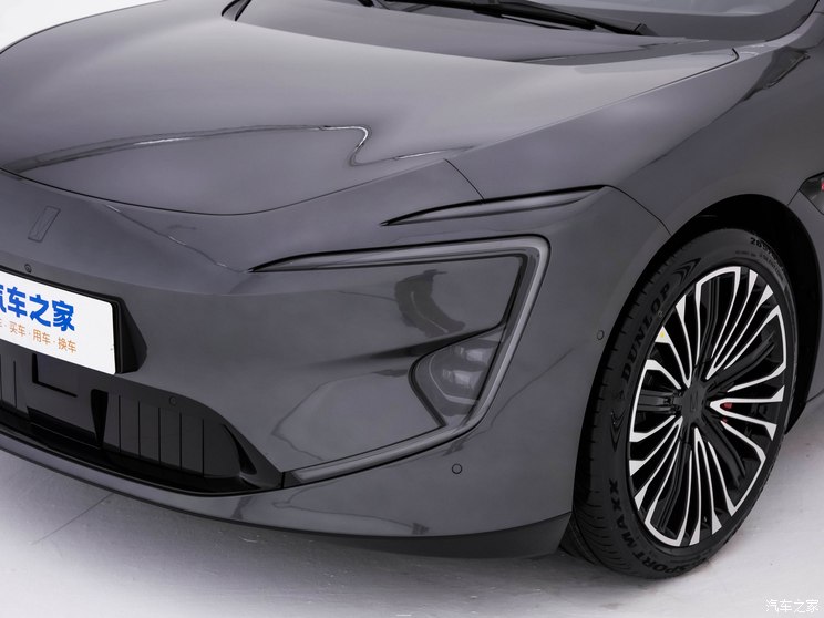 阿维塔科技 阿维塔12 2023款 双电机版 阿维塔科技 阿维塔12 2023款 双电机版