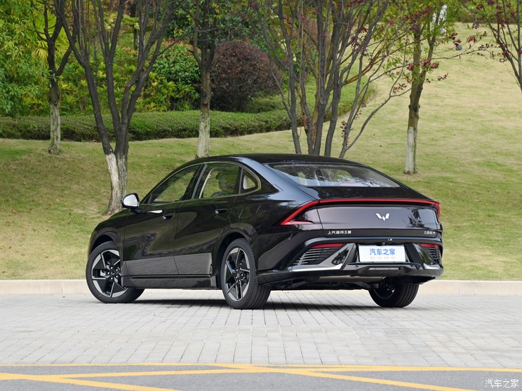 上汽通用五菱 五菱星光 2024款 插电高配 上汽通用五菱 五菱星光 2024款 插电高配