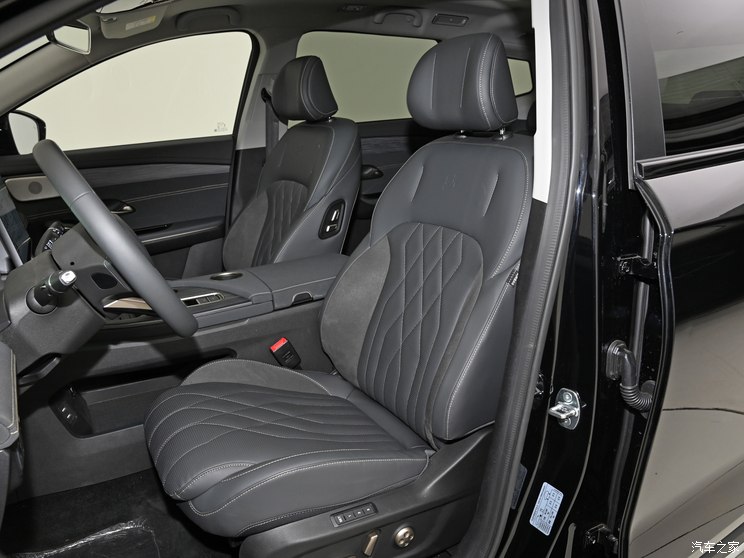 奇瑞汽车 山海L9 2023款 基本型 奇瑞汽车 山海L9 2023款 基本型