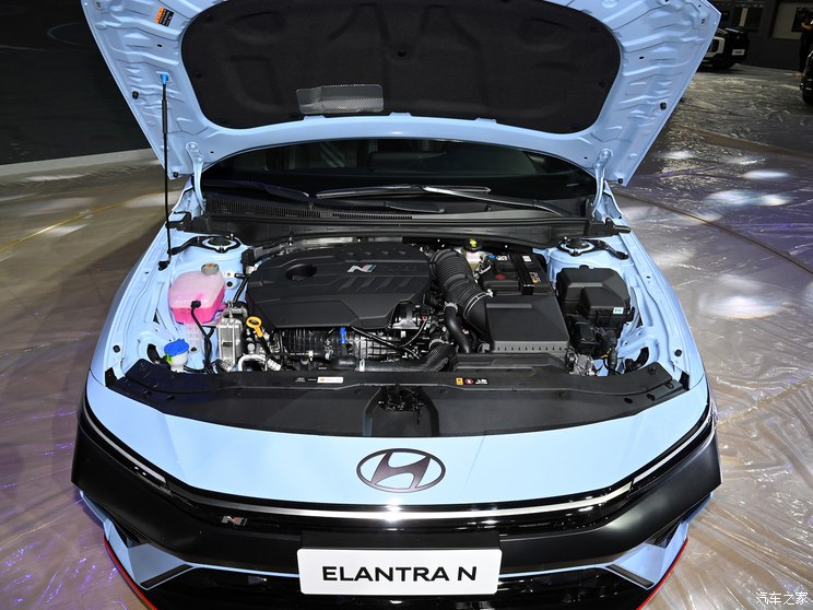 现代N 伊兰特Elantra N 2023款 2.0T N 现代N 伊兰特Elantra N 2023款 2.0T N