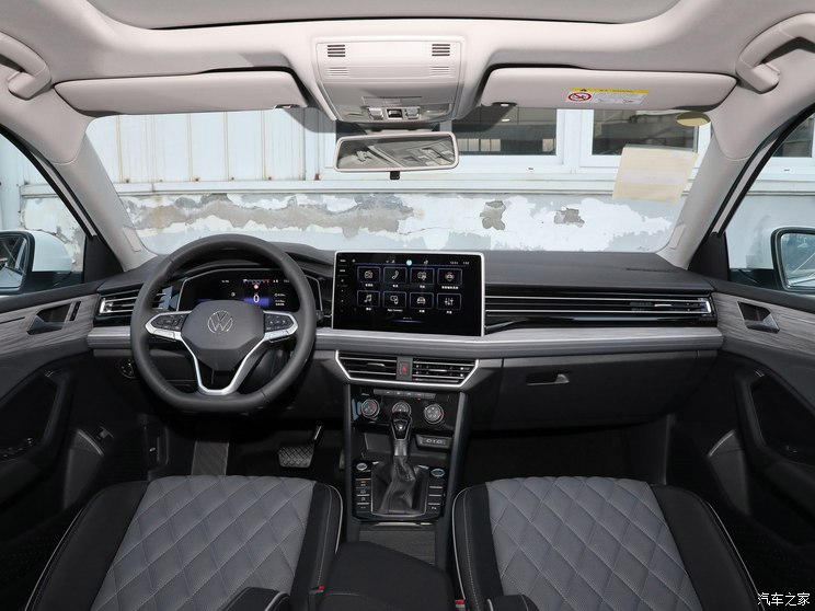 一汽-大众 速腾 2023款 300TSI DSG超越版 一汽-大众 速腾 2023款 300TSI DSG超越版