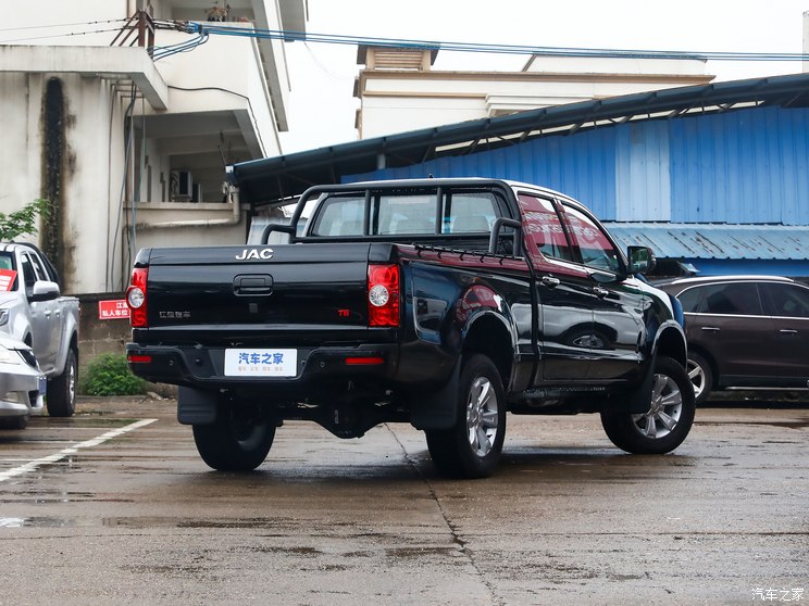 江淮汽车 江淮T6 2023款 2.0T 柴油两驱工程舒适型长轴 江淮汽车 江淮T6 2023款 2.0T 柴油两驱工程舒适型长轴