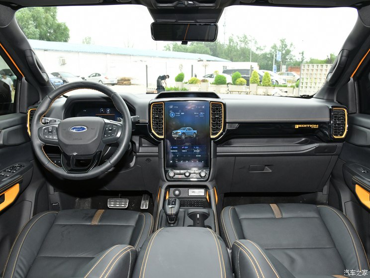 江铃福特 Ranger 2023款 1st Edition 汽油 江铃福特 Ranger 2023款 1st Edition 汽油