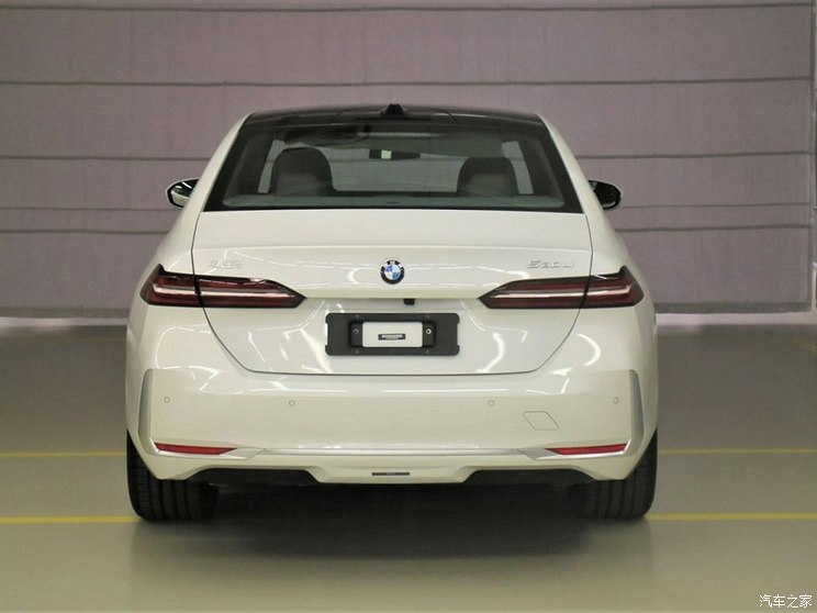 华晨宝马 宝马5系 2024款 530Li 豪华套装 华晨宝马 宝马5系 2024款 530Li 豪华套装