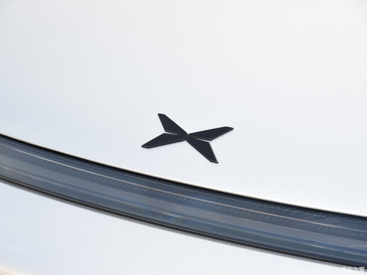 小鹏汽车 小鹏P7 2023款 P7i 610 Max 性能版 小鹏汽车 小鹏P7 2023款 P7i 610 Max 性能版