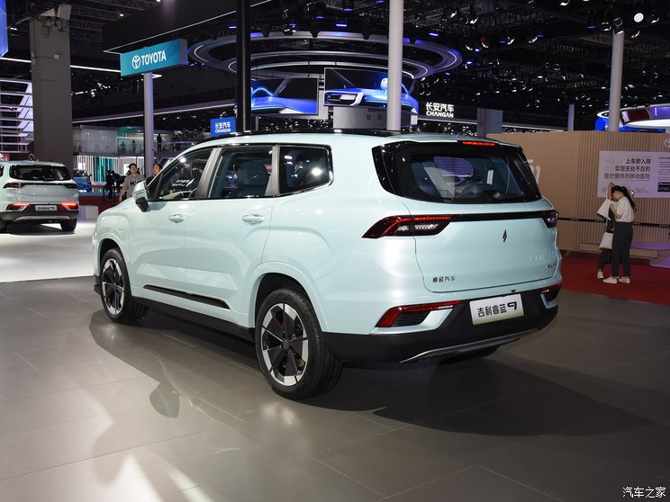 睿蓝汽车 睿蓝9 2023款 470km 旗舰版 睿蓝汽车 睿蓝9 2023款 470km 旗舰版