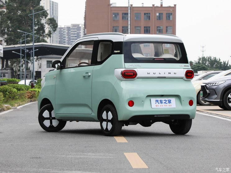 上汽通用五菱 宏光MINIEV 2024款 马卡龙款 上汽通用五菱 宏光MINIEV 2024款 马卡龙款