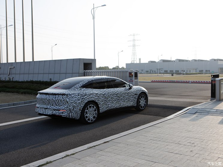 极氪 极氪CS1E 2024款 基本型 极氪 极氪CS1E 2024款 基本型