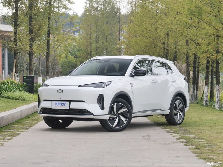 长安启源 长安启源Q05 2023款 插电式混合动力基本型 长安启源 长安启源Q05 2023款 插电式混合动力基本型