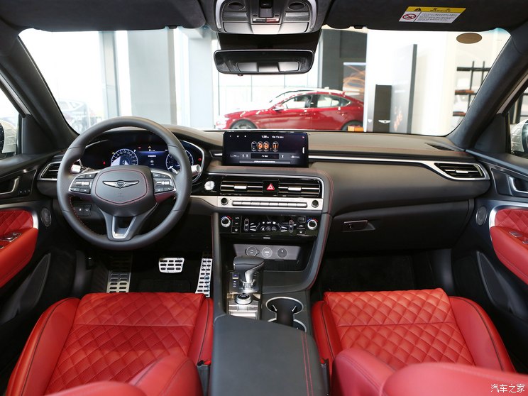 捷尼赛思 捷尼赛思G70 2024款 2.0T Shooting Brake 捷尼赛思 捷尼赛思G70 2024款 2.0T Shooting Brake