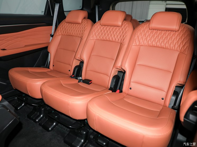 吉利汽车 豪越L 2024款 2.0T DCT旗舰型 吉利汽车 豪越L 2024款 2.0T DCT旗舰型