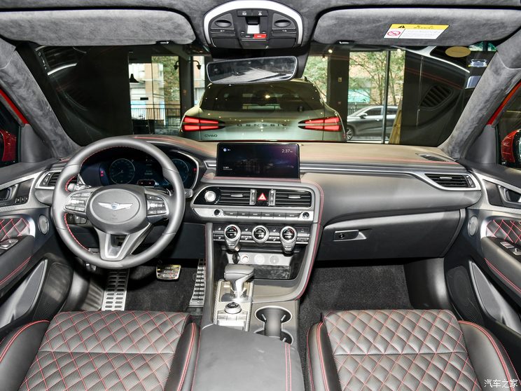 捷尼赛思 捷尼赛思G70 2023款 2.0T 四驱旗舰型 捷尼赛思 捷尼赛思G70 2023款 2.0T 四驱旗舰型