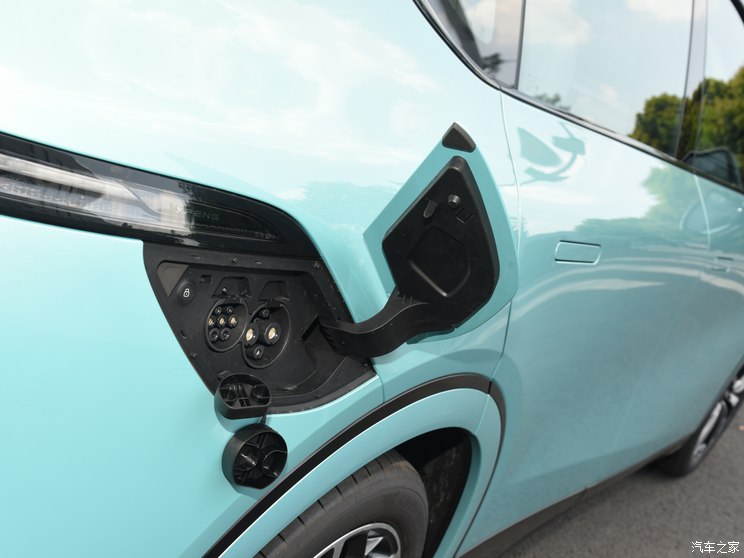 小鹏汽车 小鹏G6 2023款 580 长续航 Max 小鹏汽车 小鹏G6 2023款 580 长续航 Max