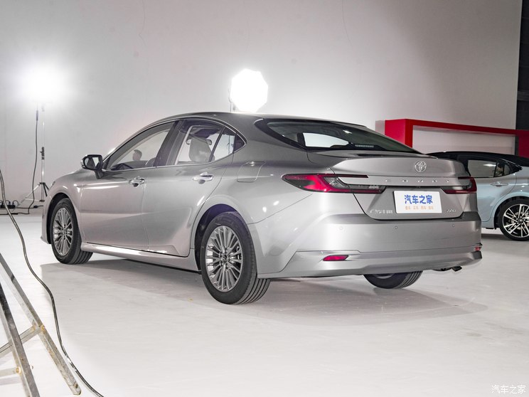 广汽丰田 凯美瑞 2024款 2.0L 高配 广汽丰田 凯美瑞 2024款 2.0L 高配