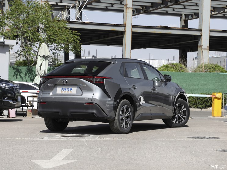 一汽丰田 一汽丰田bZ4X 2022款 四驱高性能PRO版 一汽丰田 一汽丰田bZ4X 2022款 四驱高性能PRO版