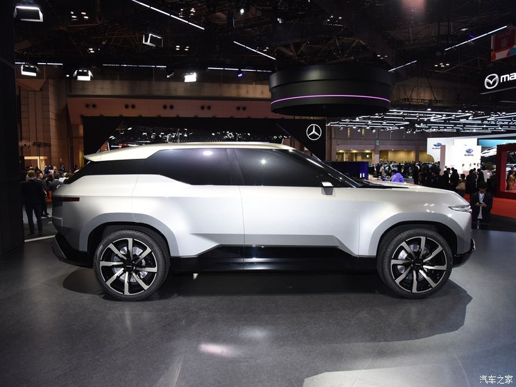 丰田(进口) 兰德酷路泽Se 2024款 基本型 丰田(进口) 兰德酷路泽Se 2024款 基本型