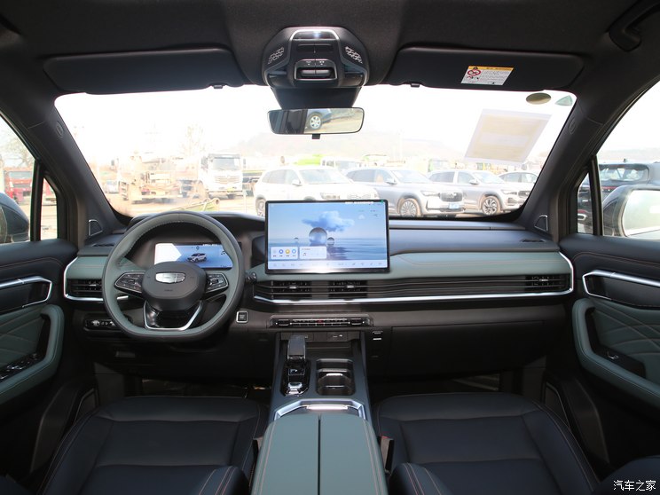 吉利汽车 豪越L 2024款 2.0T DCT尊贵型 吉利汽车 豪越L 2024款 2.0T DCT尊贵型