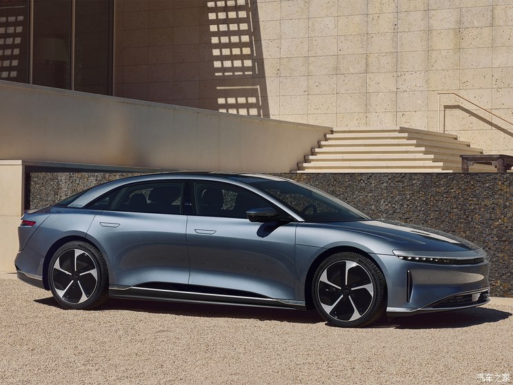 Lucid Motors Lucid Air 2023款 Pure Lucid Motors Lucid Air 2023款 Pure