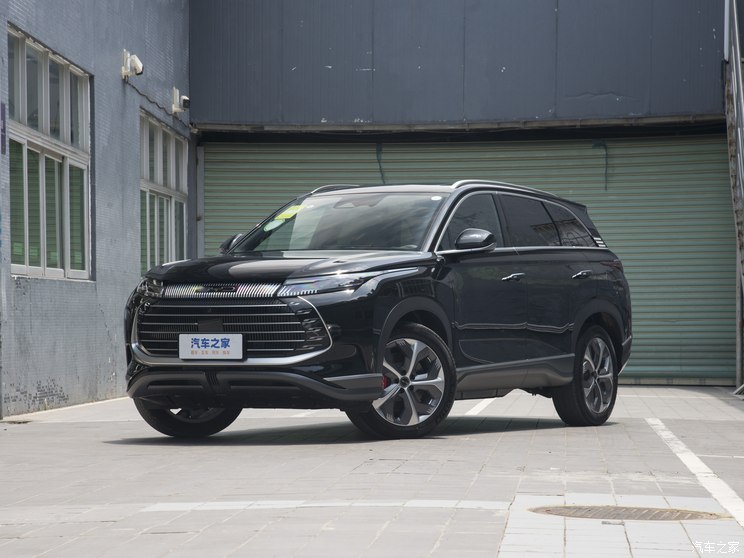 比亚迪 护卫舰07 2023款 DM-p 175KM 四驱领航型 比亚迪 护卫舰07 2023款 DM-p 175KM 四驱领航型