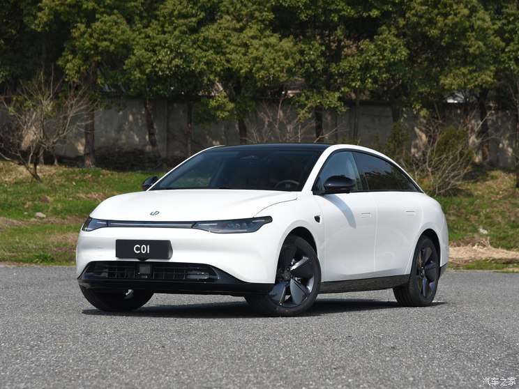 零跑汽车 零跑C01 2023款 525舒享版 零跑汽车 零跑C01 2023款 525舒享版