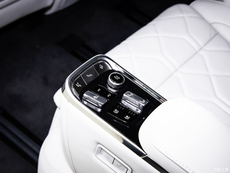 沃尔沃亚太 沃尔沃EM90 2025款 Ultra 六座 沃尔沃亚太 沃尔沃EM90 2025款 Ultra 六座