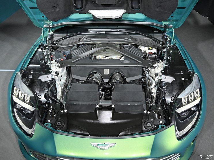 阿斯顿・马丁 阿斯顿・马丁DB12 2023款 4.0T V8 Coupe 阿斯顿・马丁 阿斯顿・马丁DB12 2023款 4.0T V8 Coupe